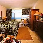 Grape Bay Beach
