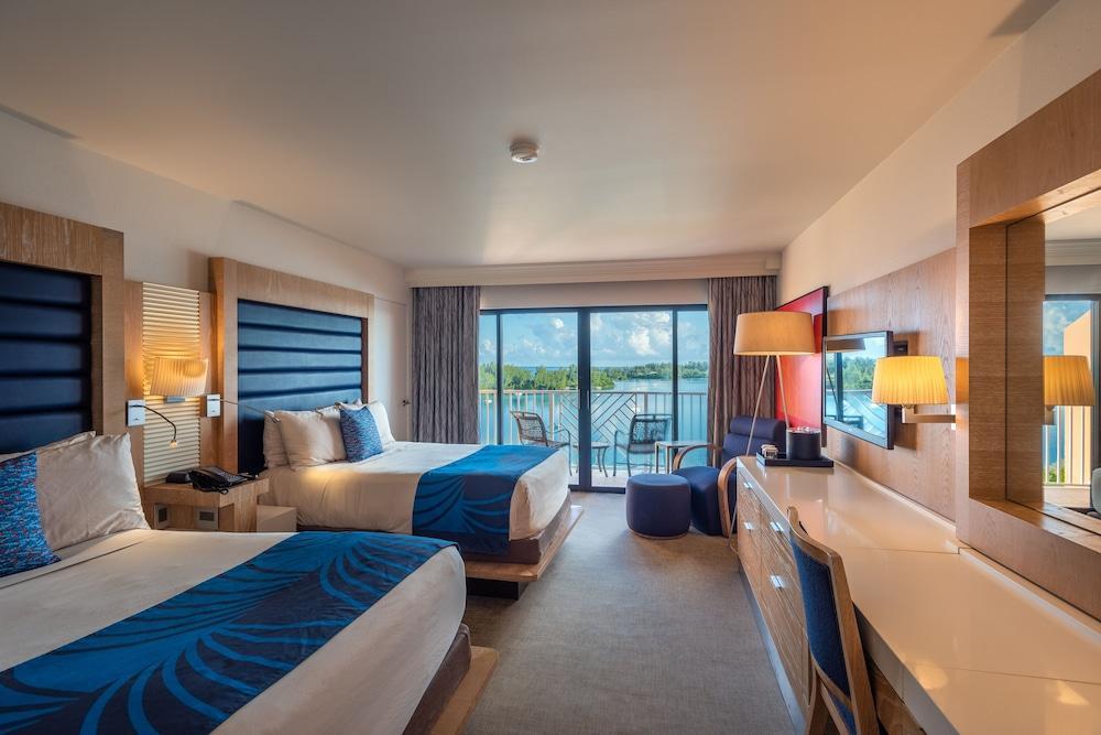 Resort Grotto Bay