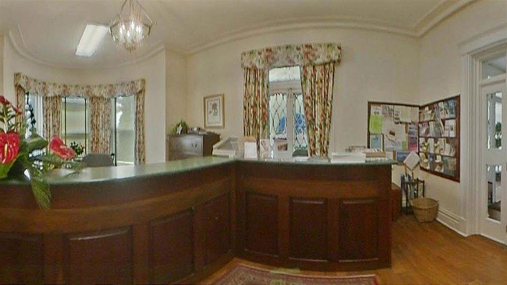 Rosedon 4* Pembroke