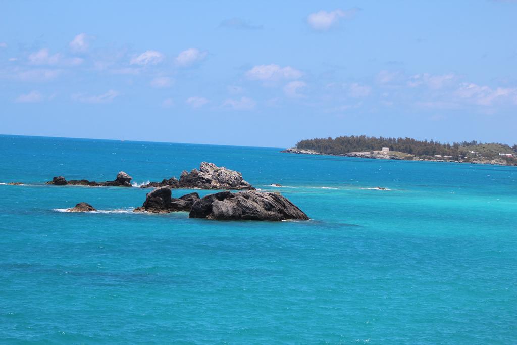 Clear View Suites & Villas *