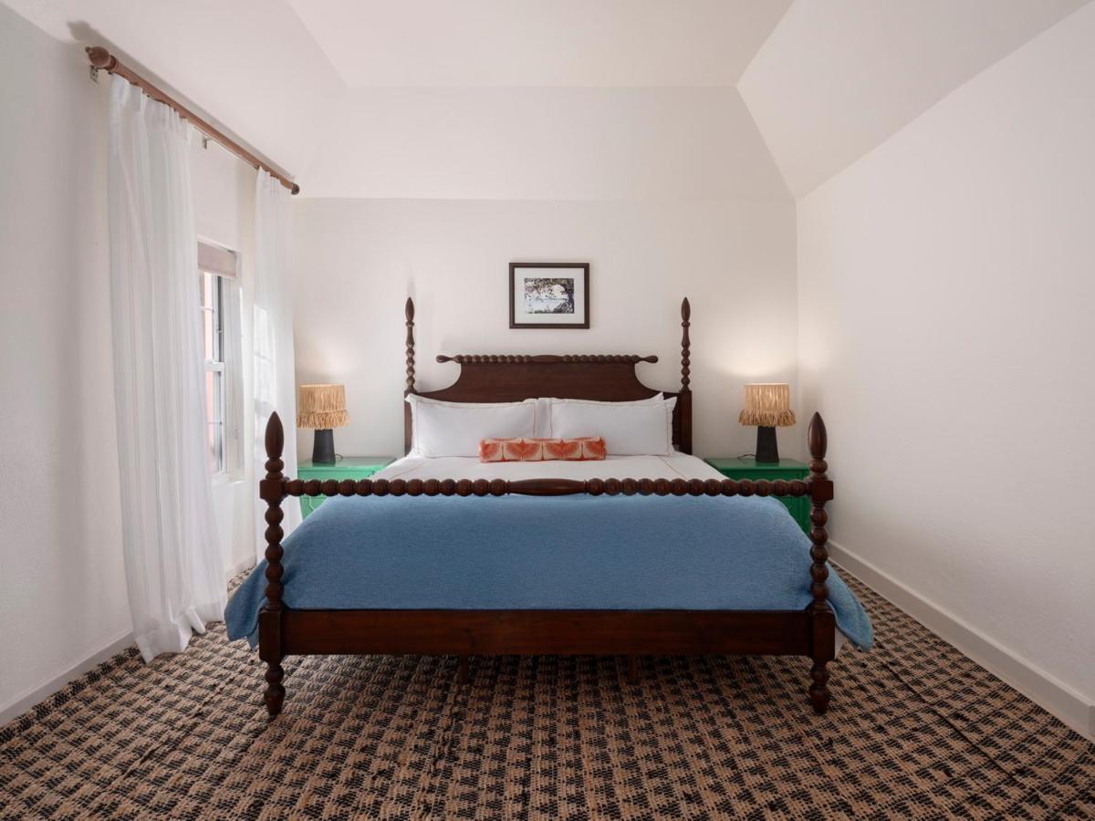 Cambridge Beaches And (adults Only) Resort Somerset Village