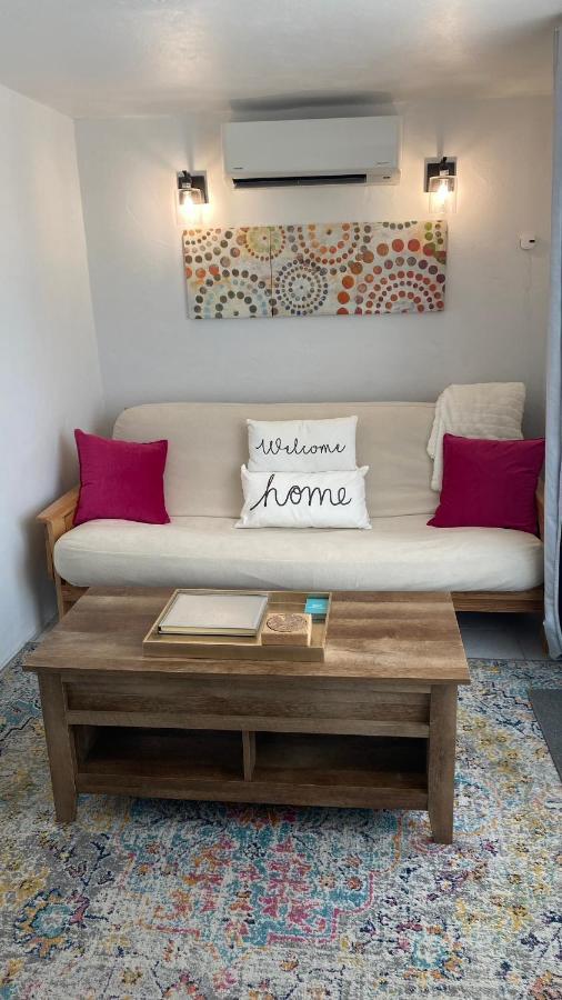 Sunset Paradise Oceanview 1-bedroom Walking Distance To Beaches & Railway Trail Hamilton City