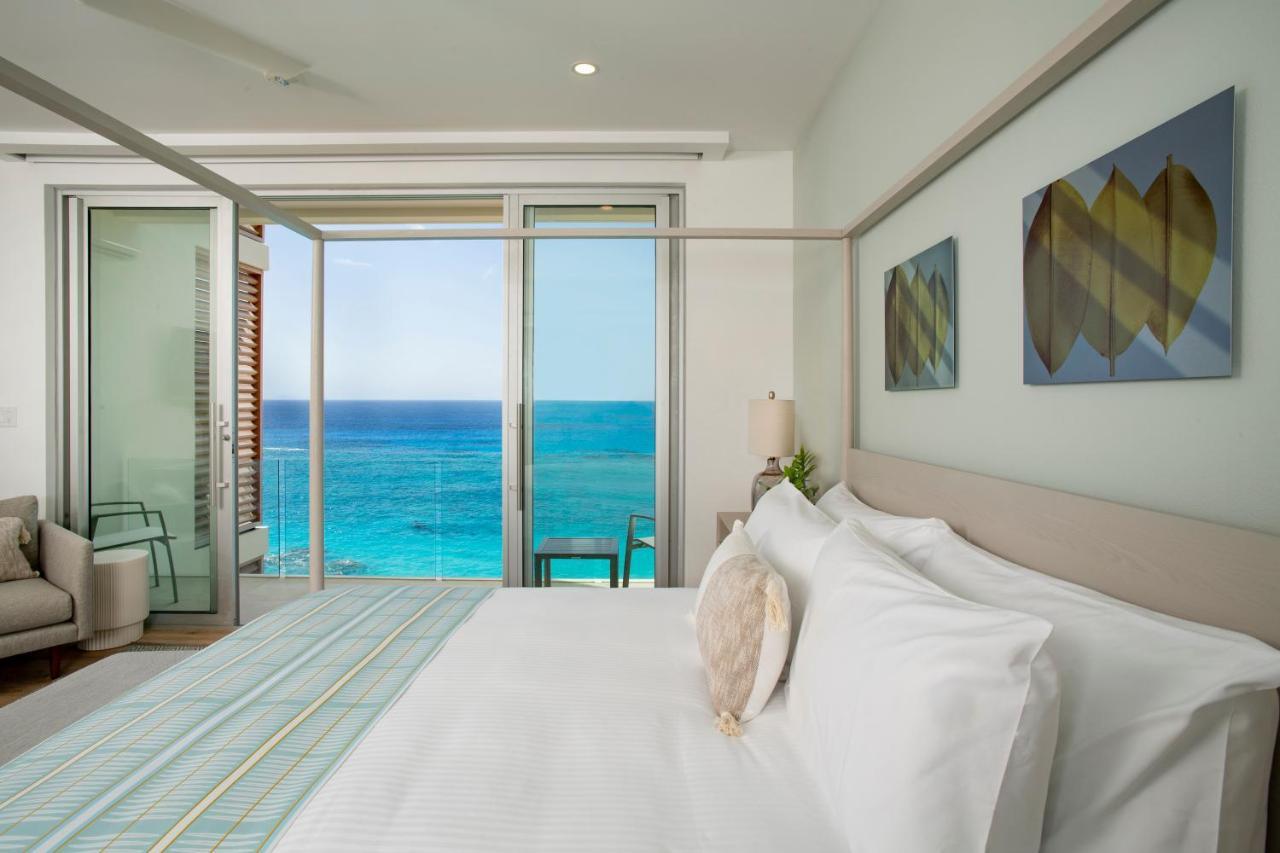 Hotel Azura Bermuda