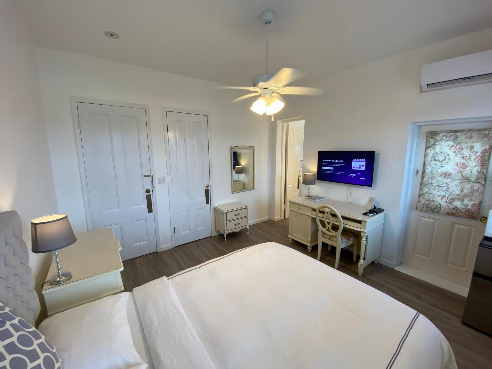Edgehill Manor Bed & Breakfast Hamilton City