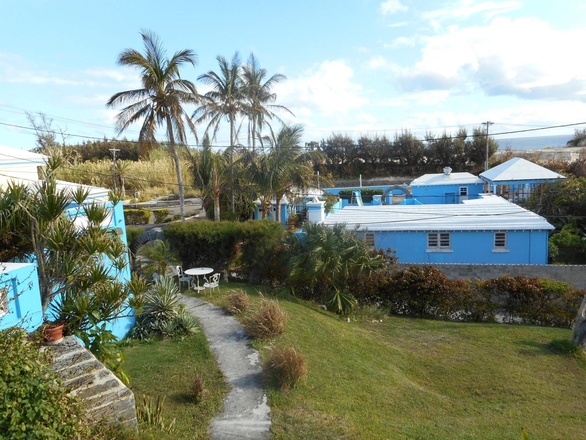 Blue Horizons Guest house *