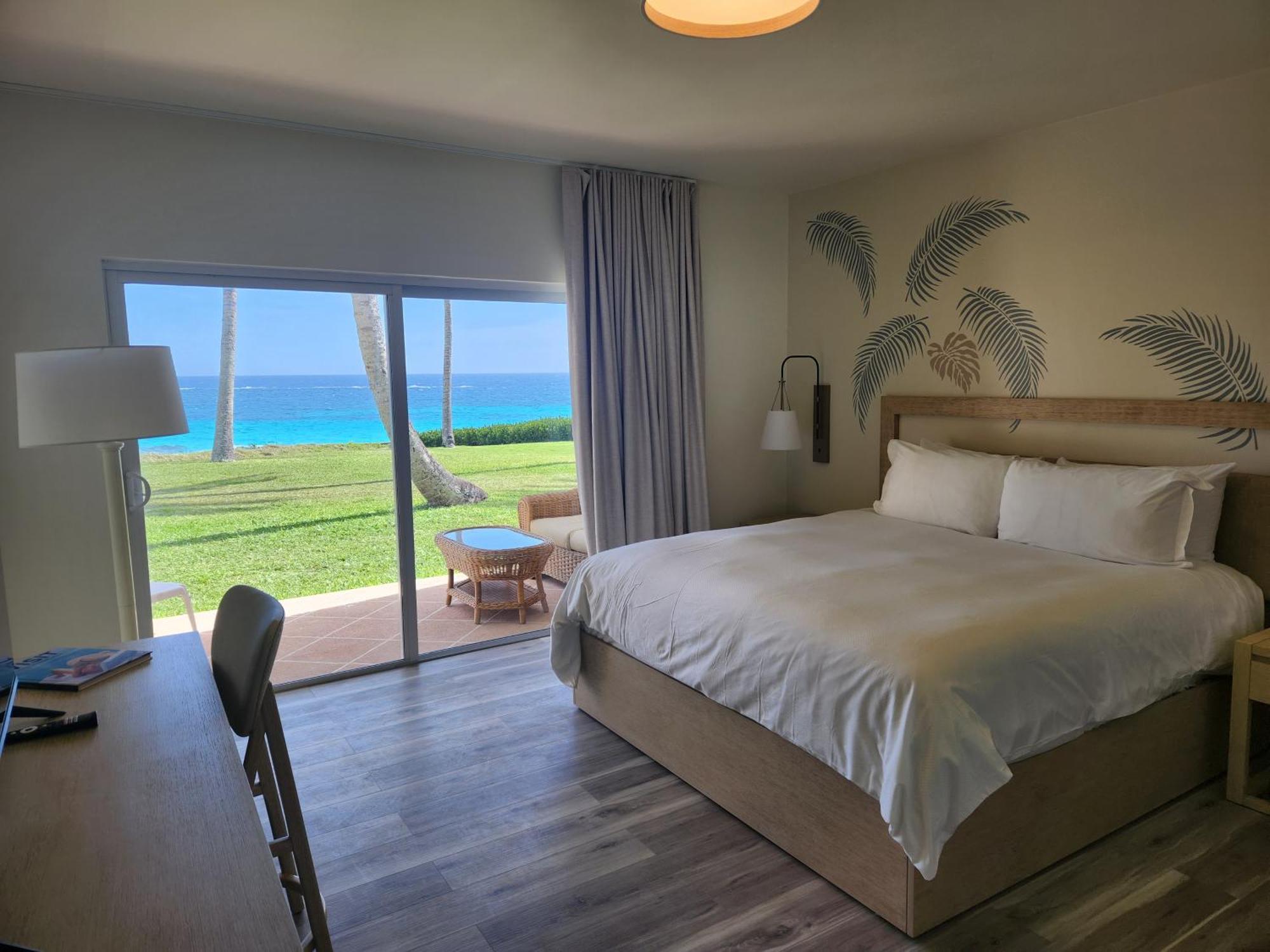 Coco Reef Bermuda Hotel Mount Pleasant