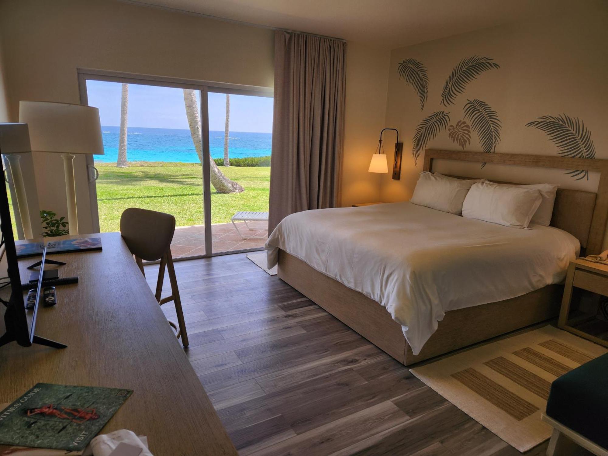 Hotel Coco Reef Bermuda
