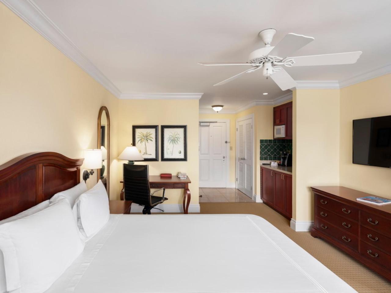 Royal Palms 4* Hamilton City