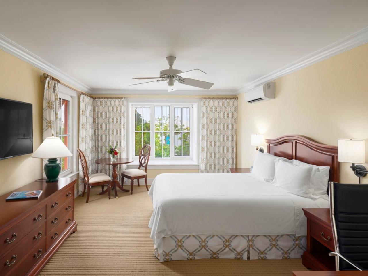 Hotel Royal Palms