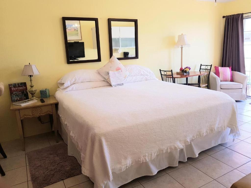 Bermuda Connections Apartment