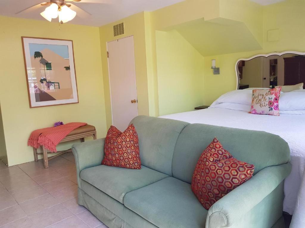 Bermuda Connections Apartment