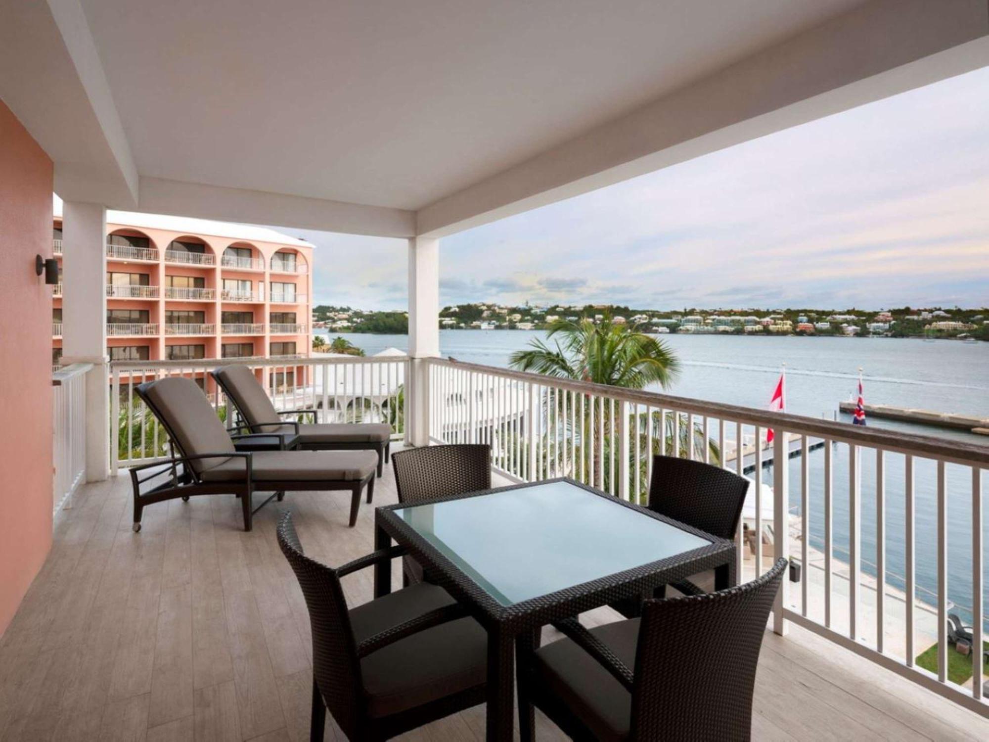 Hamilton Princess & Club A Fairmont Managed 5* Hamilton City
