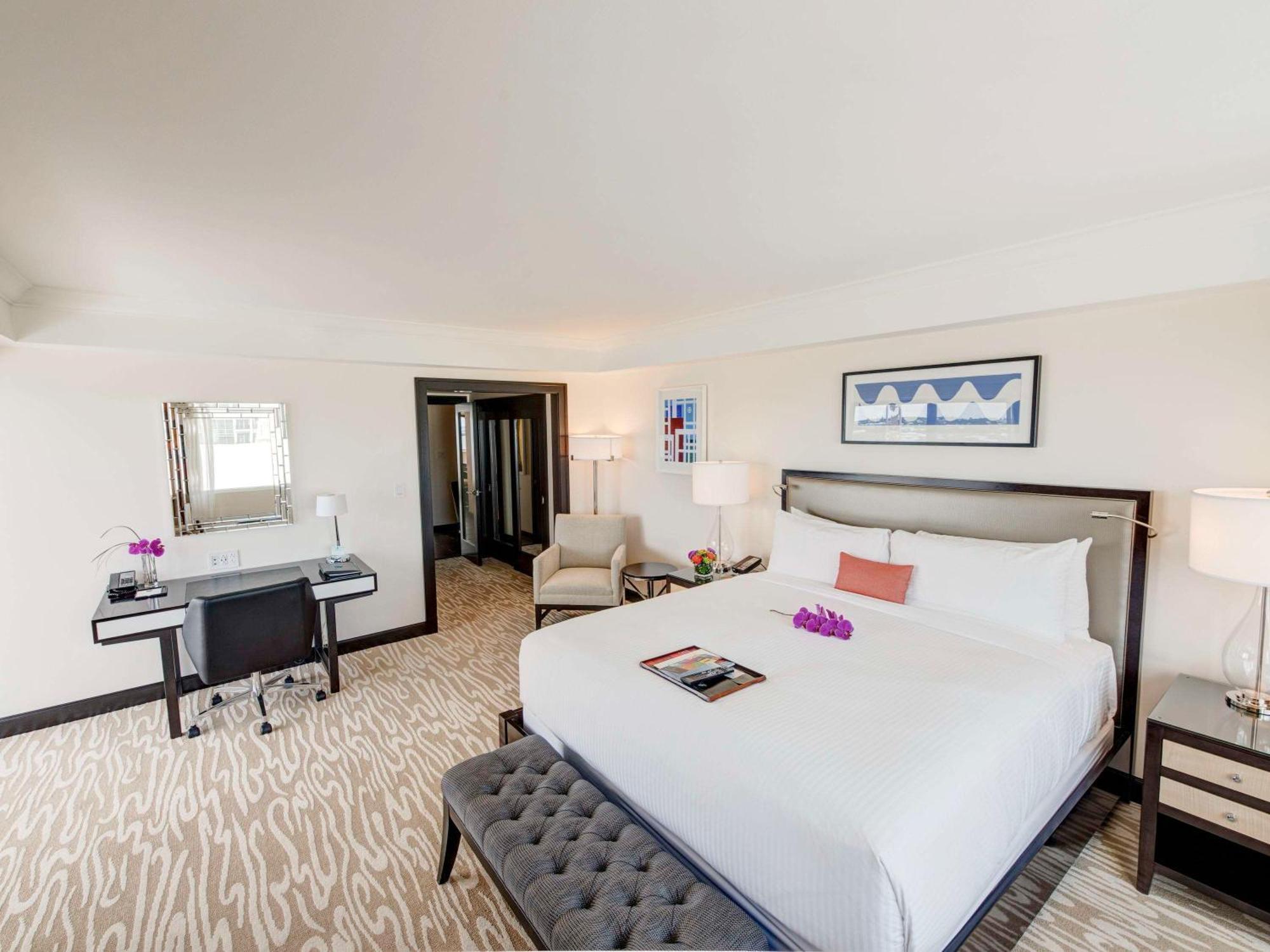 Hamilton Princess & Club A Fairmont Managed Hotel Hamilton City
