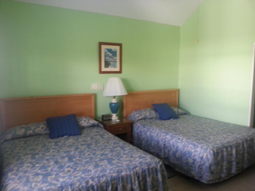 Apartment Dawkins Manor *