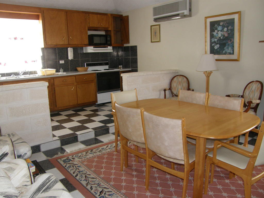Apartment Dawkins Manor