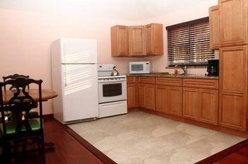 Villa Clear View Suites & Villas *