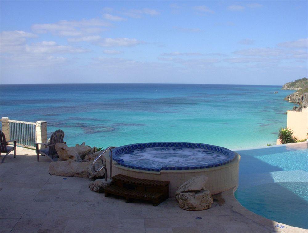 The Reefs And Club 4*