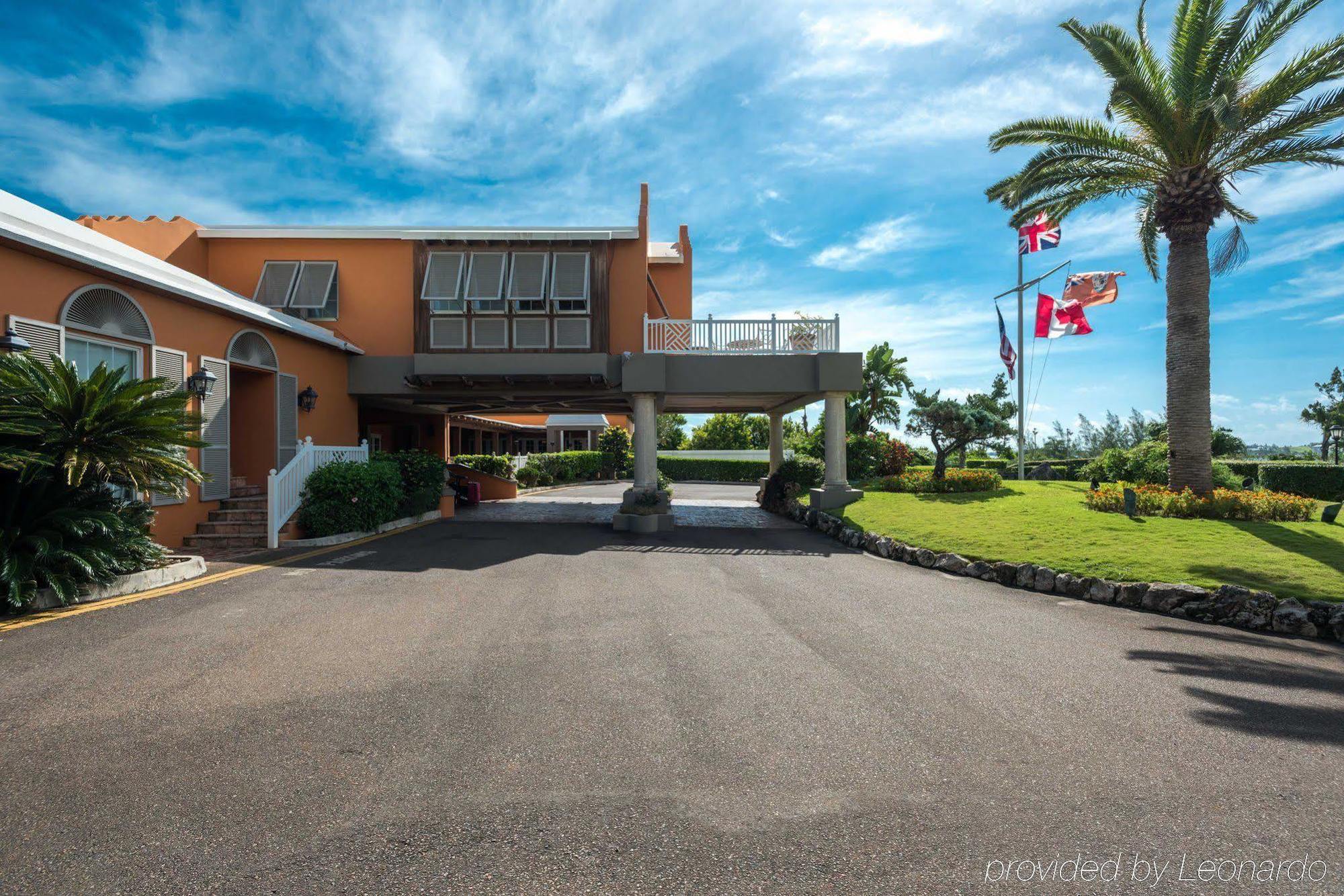 Resort Grotto Bay 4*