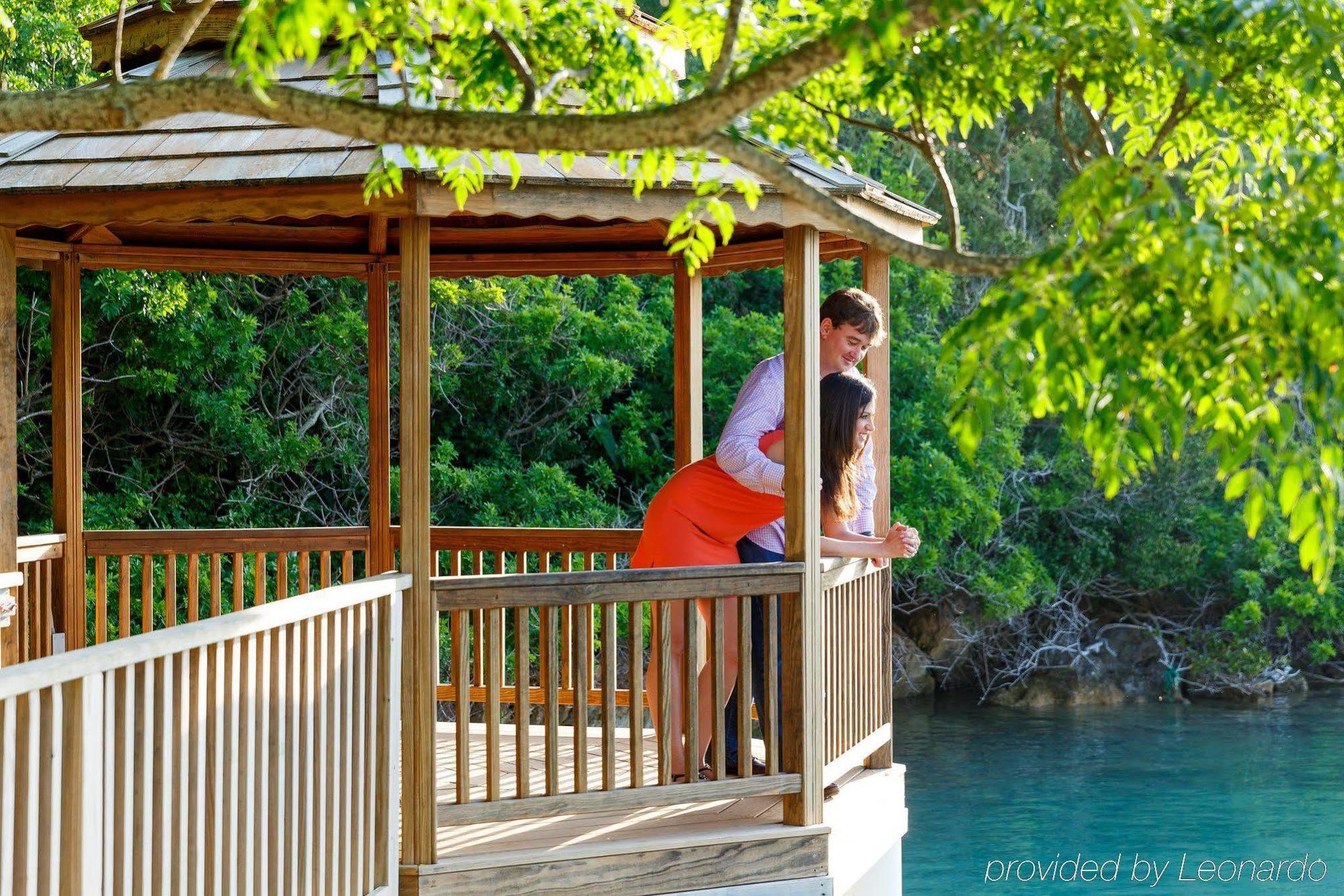 Resort Grotto Bay Hamilton Parish