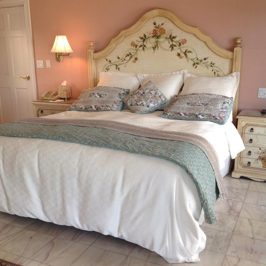 Bed & Breakfast Watercolours *