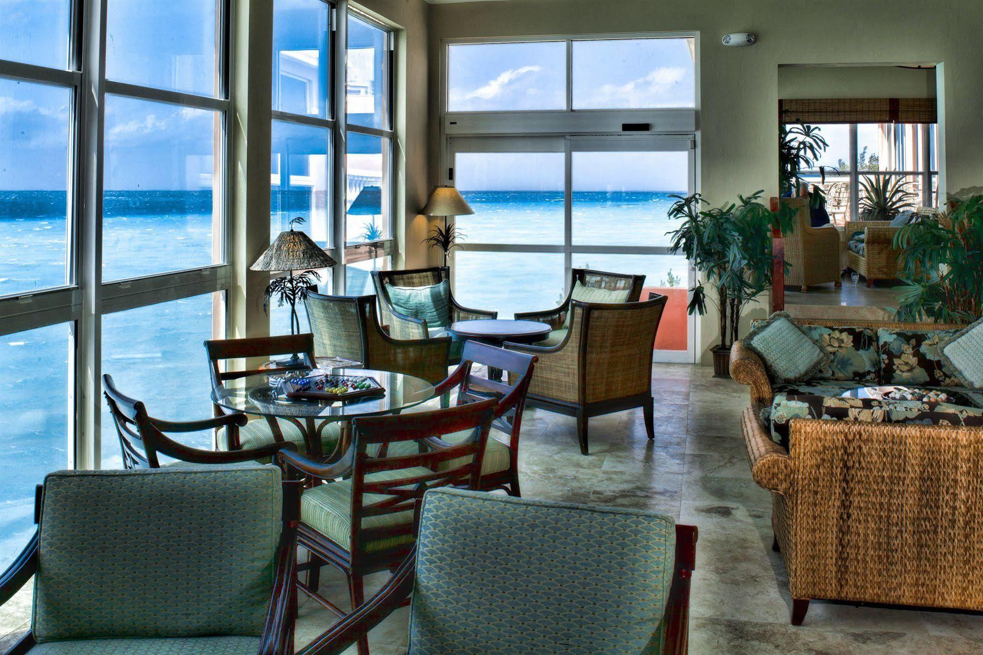 Pompano Club Resort 4*