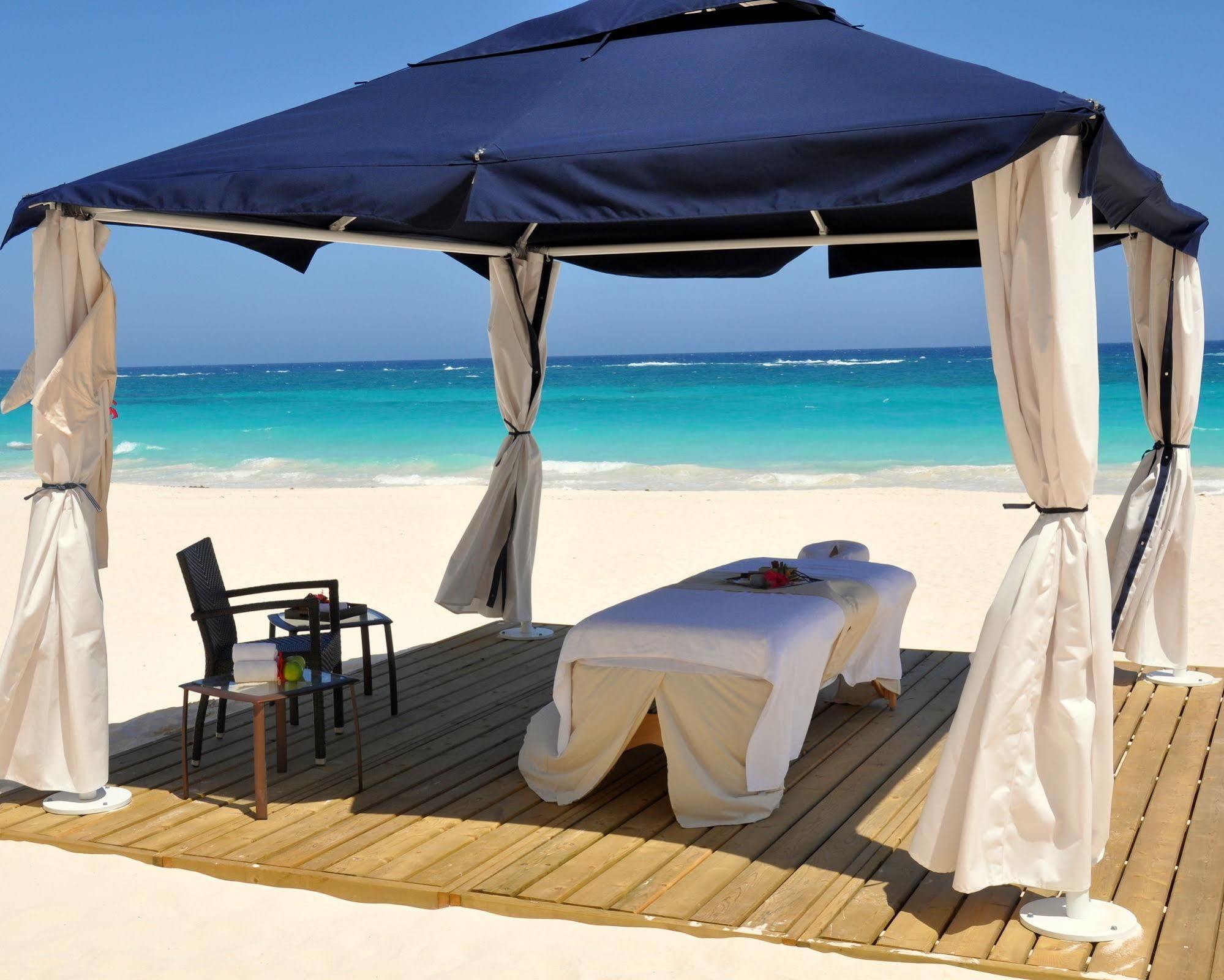 Elbow Bermuda Resort Paget