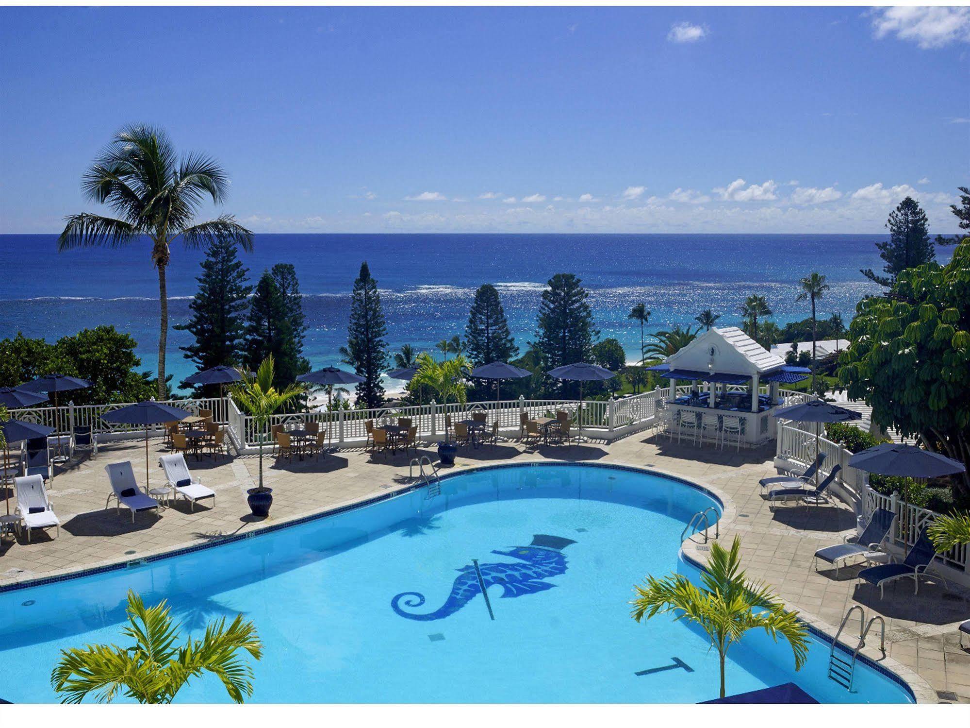 Resort Elbow Bermuda Paget
