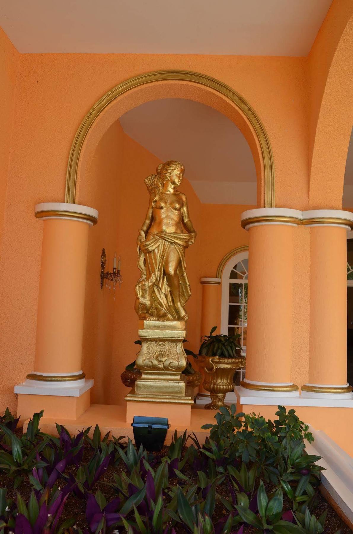 Coco Reef Bermuda Hotel Mount Pleasant