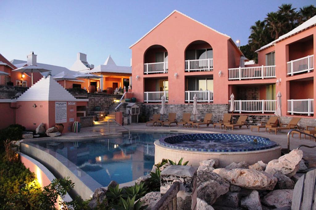 The Reefs And Club Resort