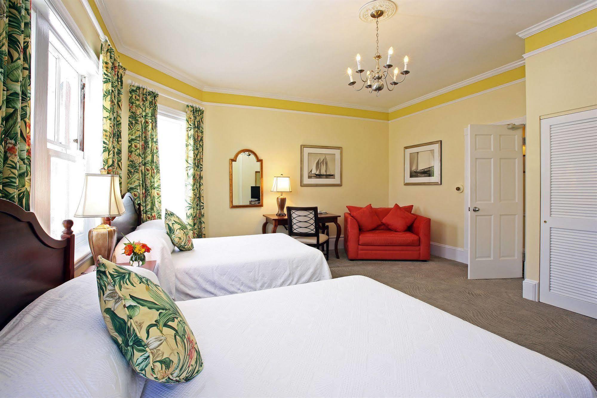 Royal Palms Hotel 4*