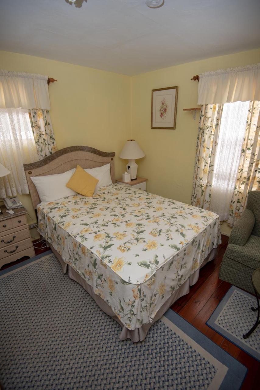 Apartment Dawkins Manor